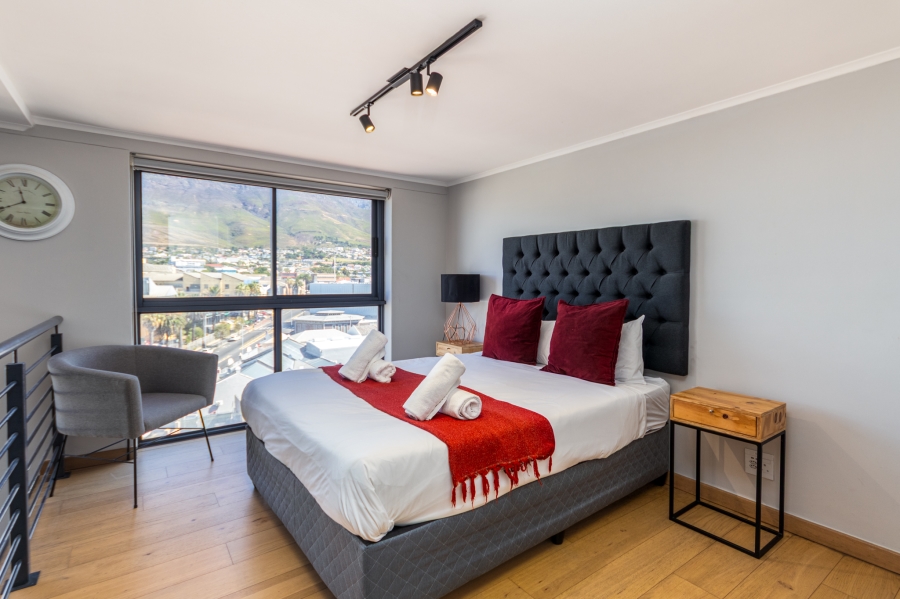 2 Bedroom Property for Sale in Woodstock Western Cape